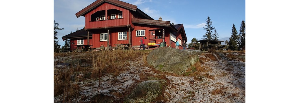 Hike to Skjennungstua with pizza, pastries and hot chocolate! --- NB: Remember to sign up before Monday at 13:00!!